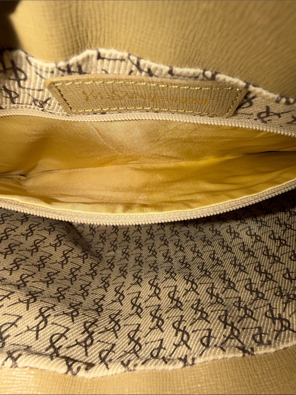 Vintage Yves Saint Laurent shoulder bag - Picture 8 of 16